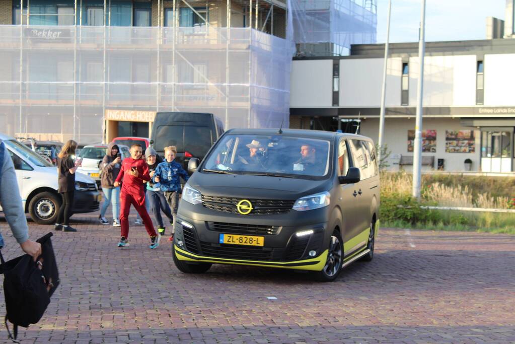 Traumahelikopter landt voor incident bij TESO veerhaven