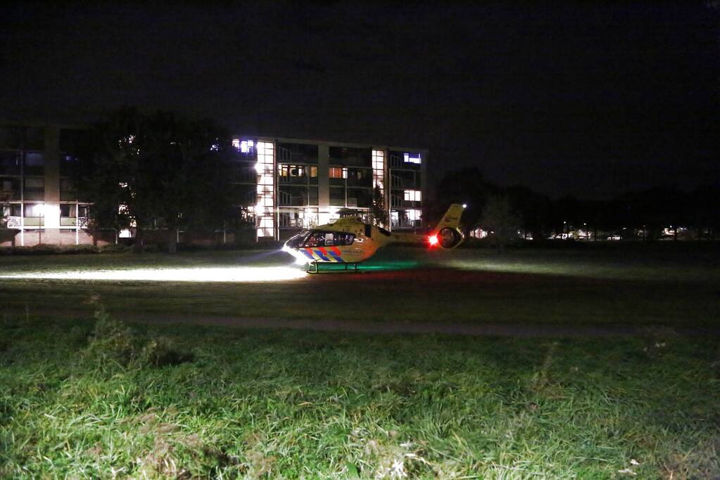 Man ernstig gewond bij val van hoogte