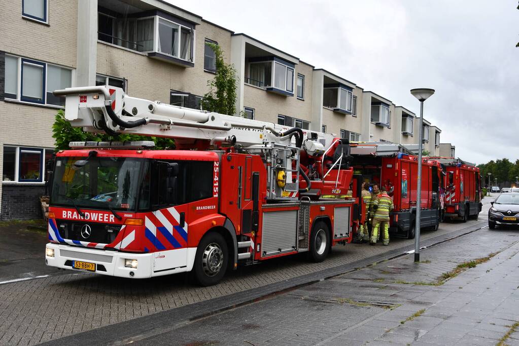 Wasdroger belandt op straat na brand