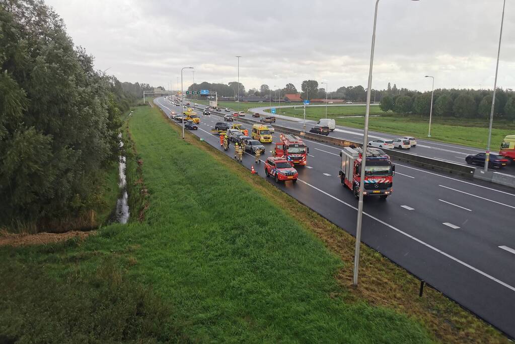 Schade aan meerdere voertuigen door kettingbotsing