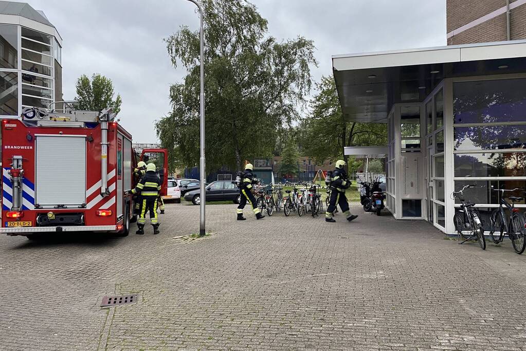 Brand in appartement snel onder controle