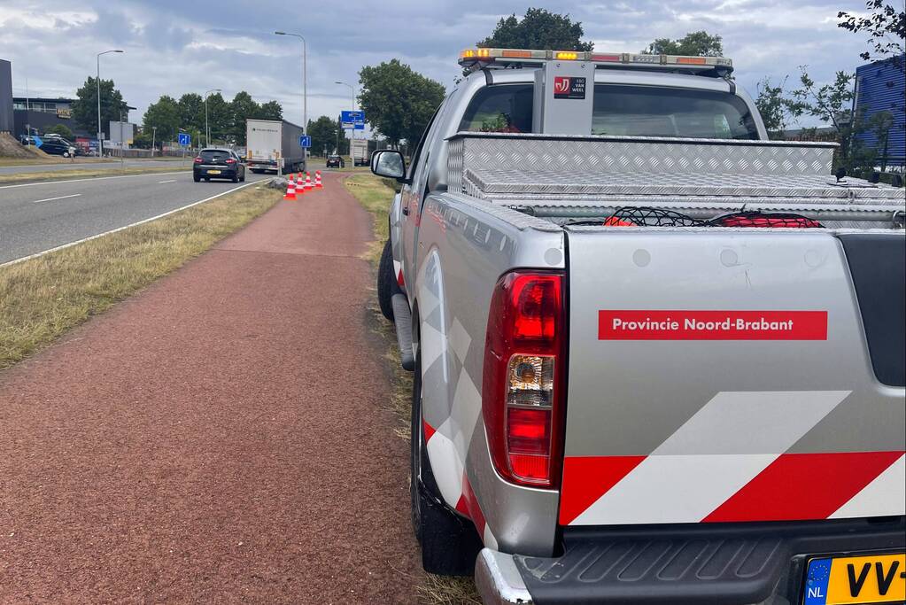 Lantaarnpaal sneuvelt bij ongeval