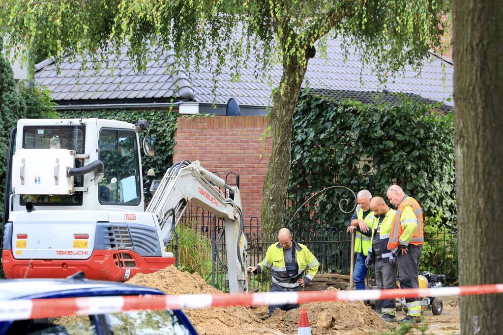 Gesprongen waterleiding zorgt voor verkeershinder