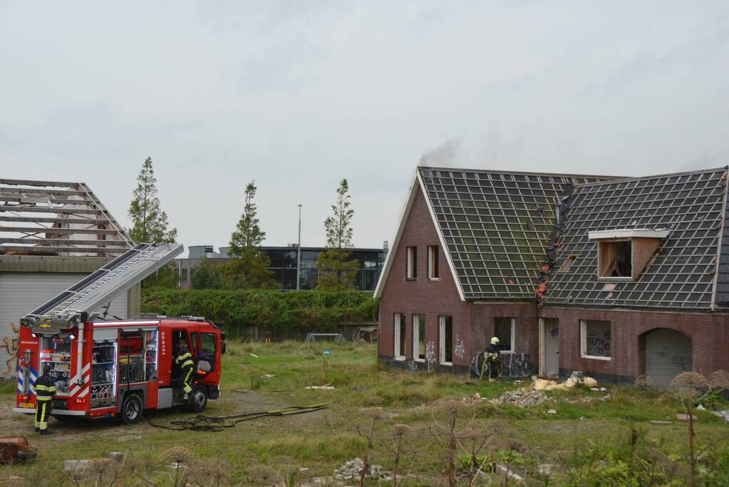 Brand ontstaan in leegstaande woning