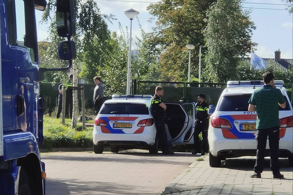 Treinverkeer ondervindt hinder; persoon door politie meegenomen