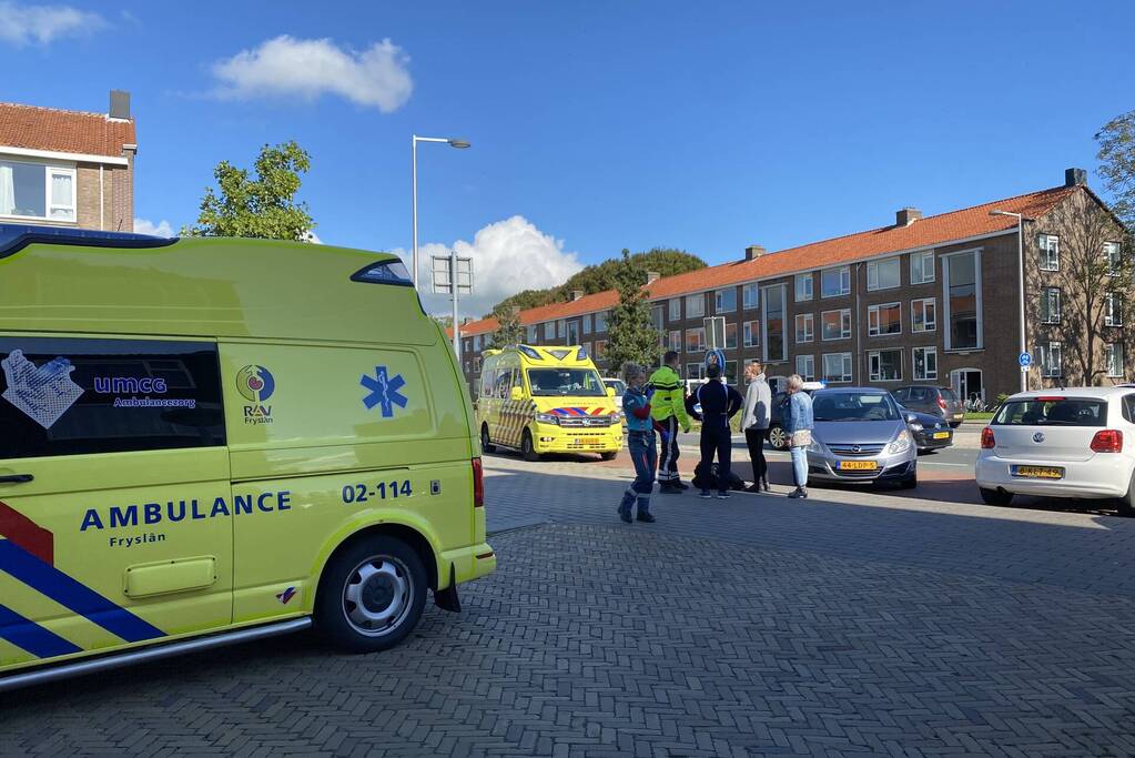 Fietser onderuit bij aanrijding met auto