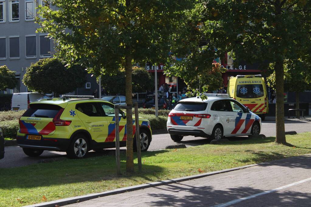 Sintermeertencollege ontruimd vanwege prikkelende stof