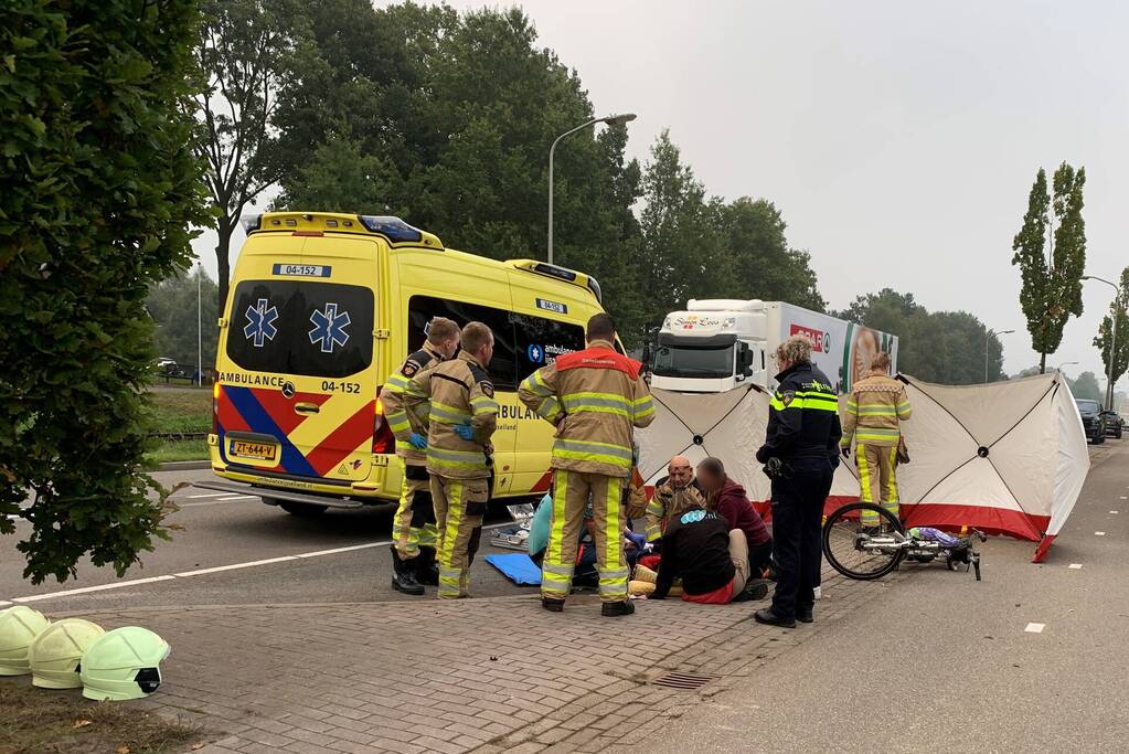 Fietser gewond bij botsing met auto