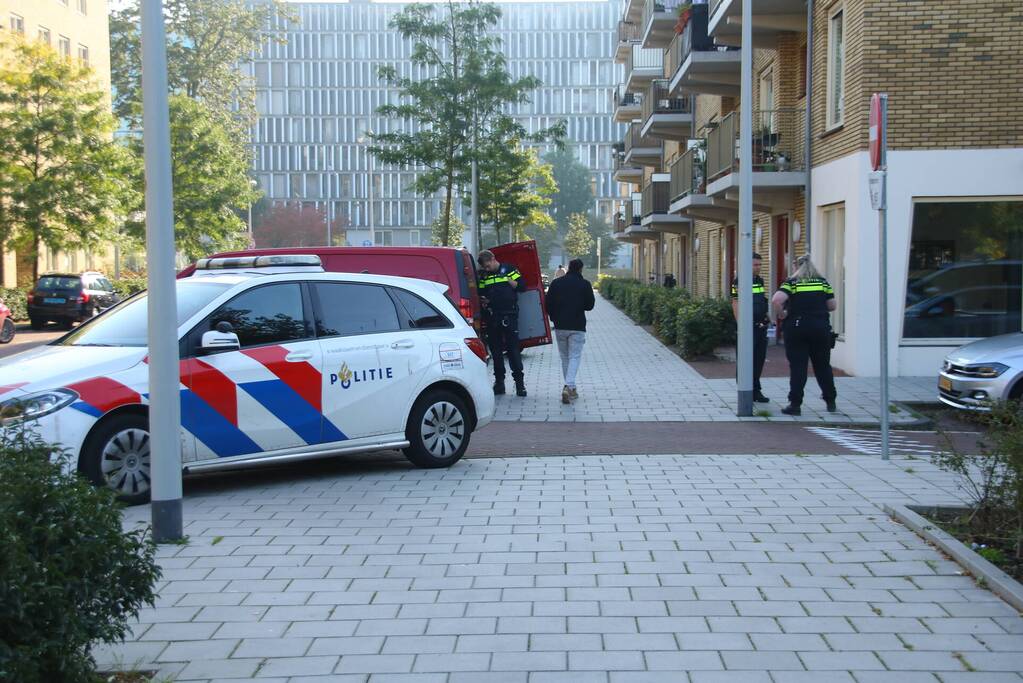 Pakket bezorger bruut overvallen