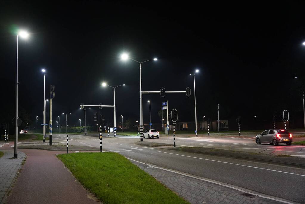 Kruispunt platgelegd door explosie verkeerslicht