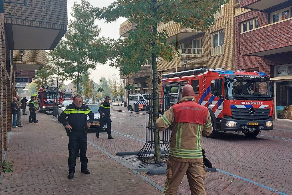 Uitslaande brand op balkon appartement