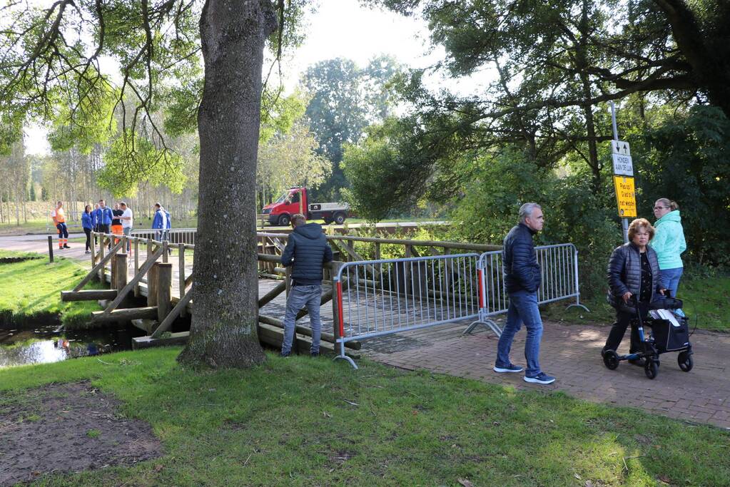 Brug zakt in tijdens marathonloop