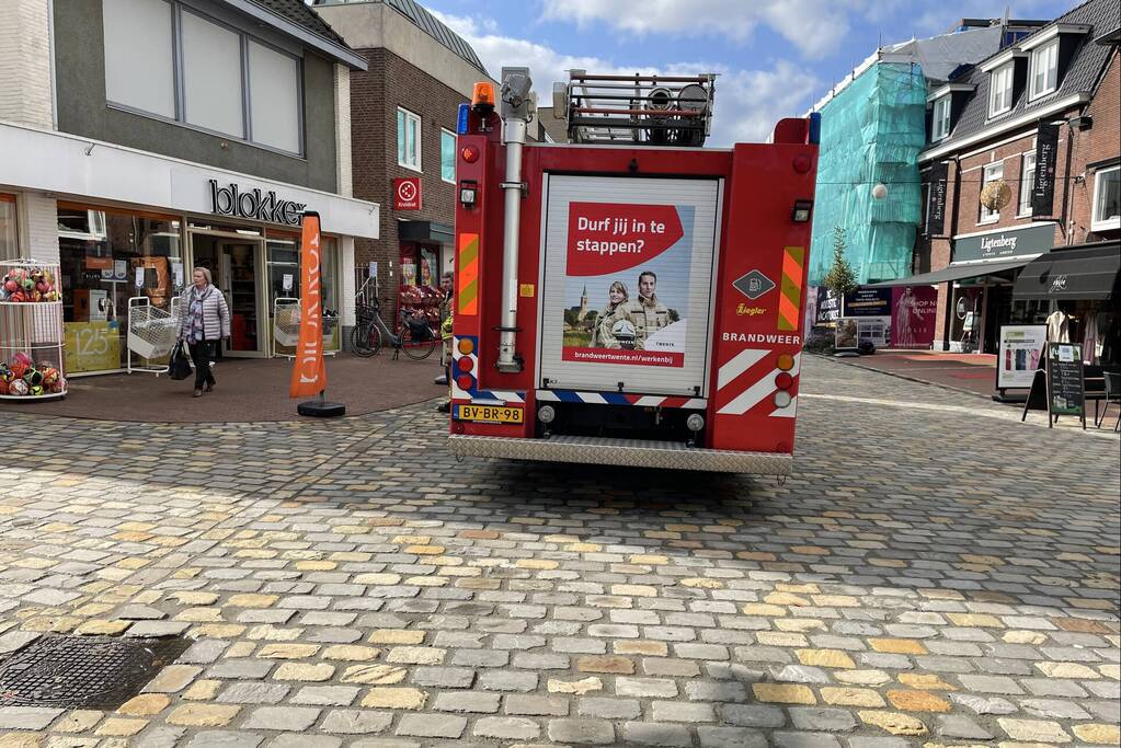 Onderzoek naar gaslucht in woonwinkel Blokker