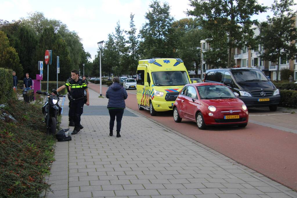 Gewonde bij ongeval tussen scooter en personenauto