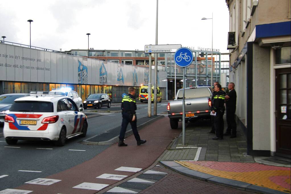 E-biker aangereden door pick-up truck