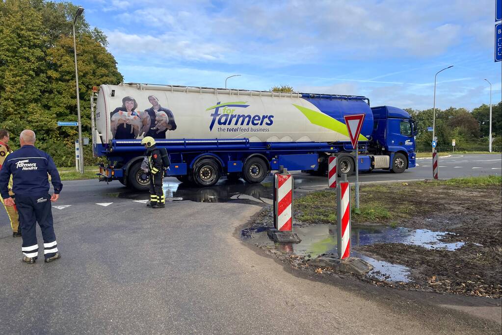 Vastgelopen remmen zorgen voor brand in bulkoplegger