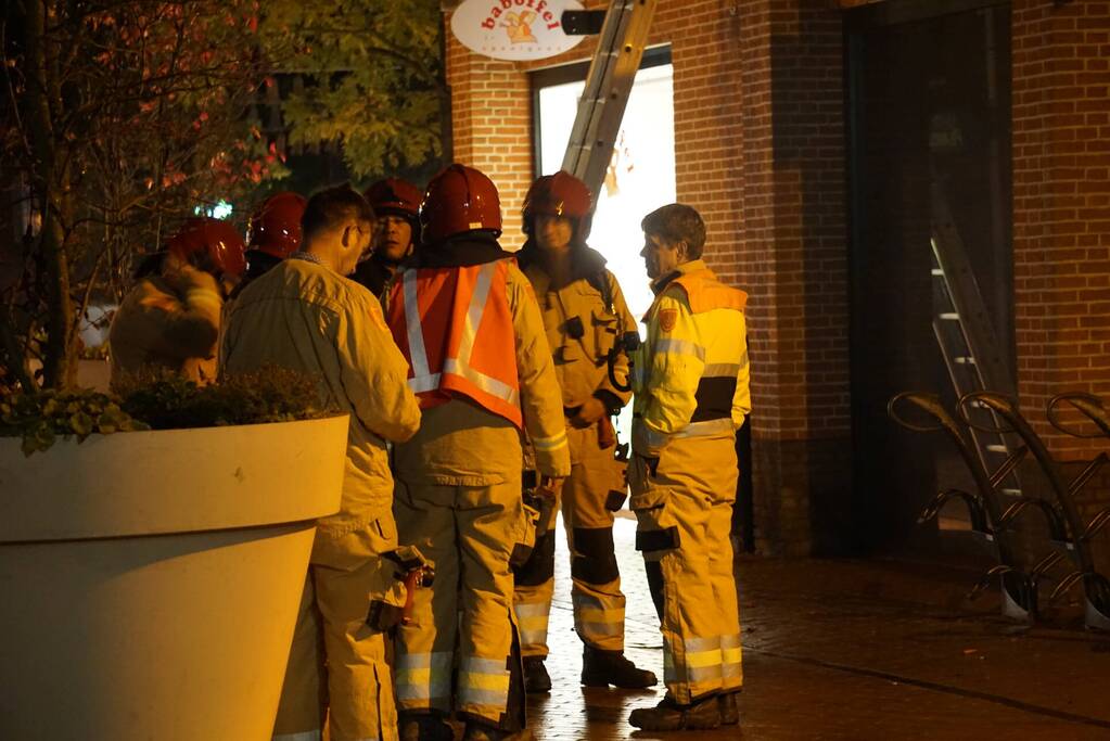 Mistgenerator zet Bruna vol rook