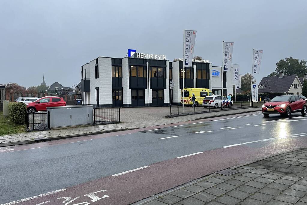 Fietsster onderuitgegaan bij botsing