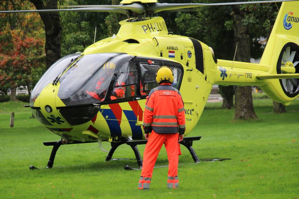 Traumahelikopter landt in binnenstad