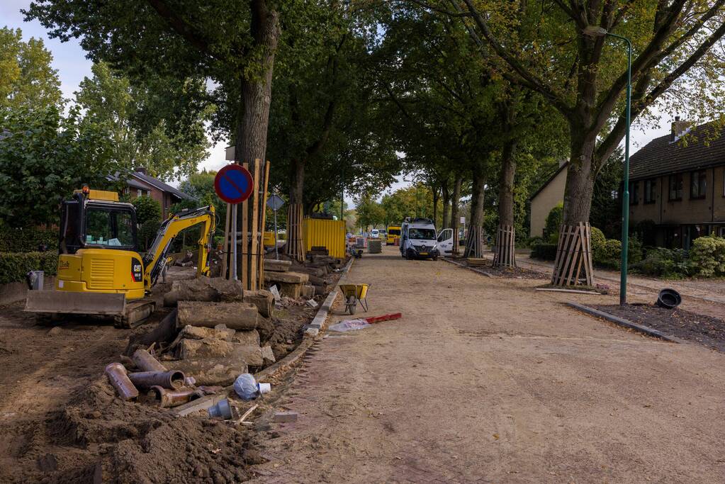 Waterleiding geraakt bij graafwerkzaamheden