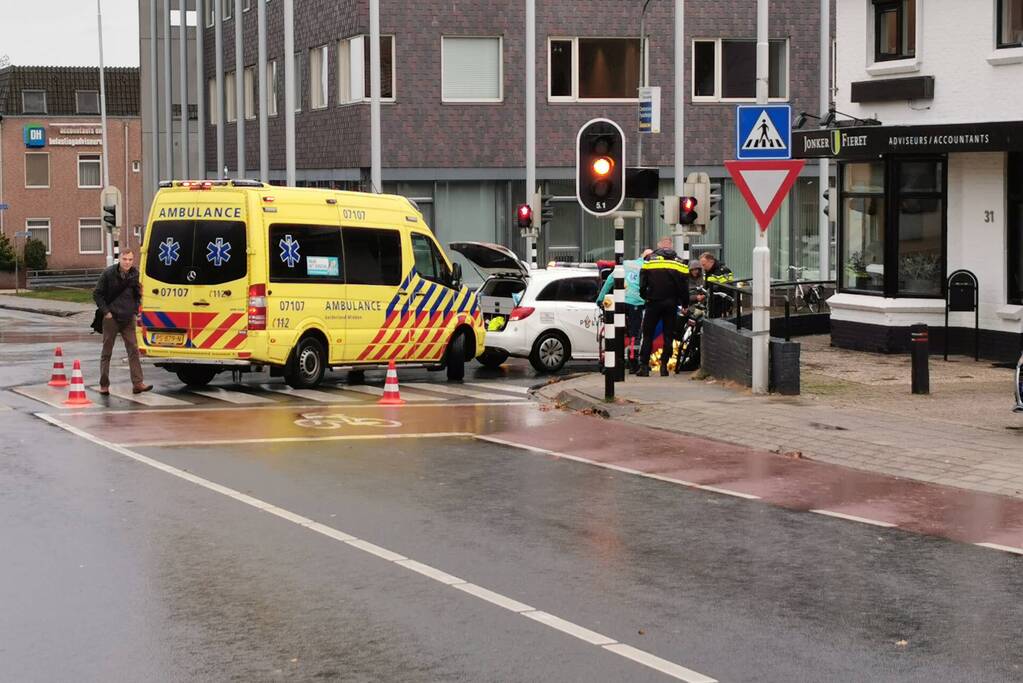 Fietsster gewond bij eenzijdig ongeval
