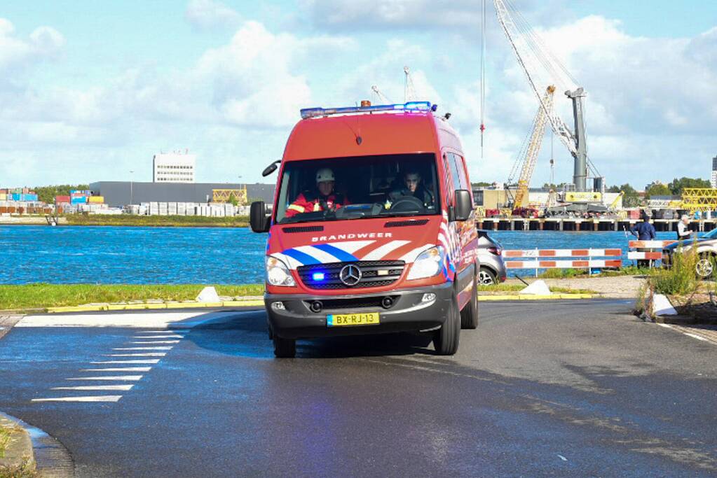 Man van hoogte gevallen in machinekamer van schip