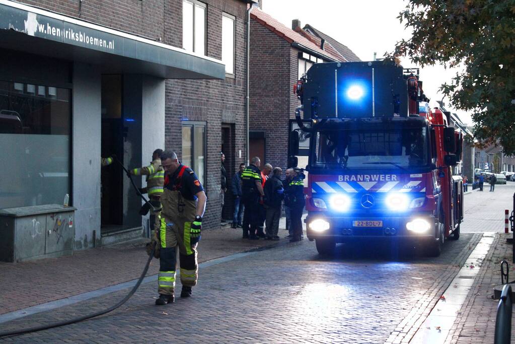 Brand in gebouw snel geblust