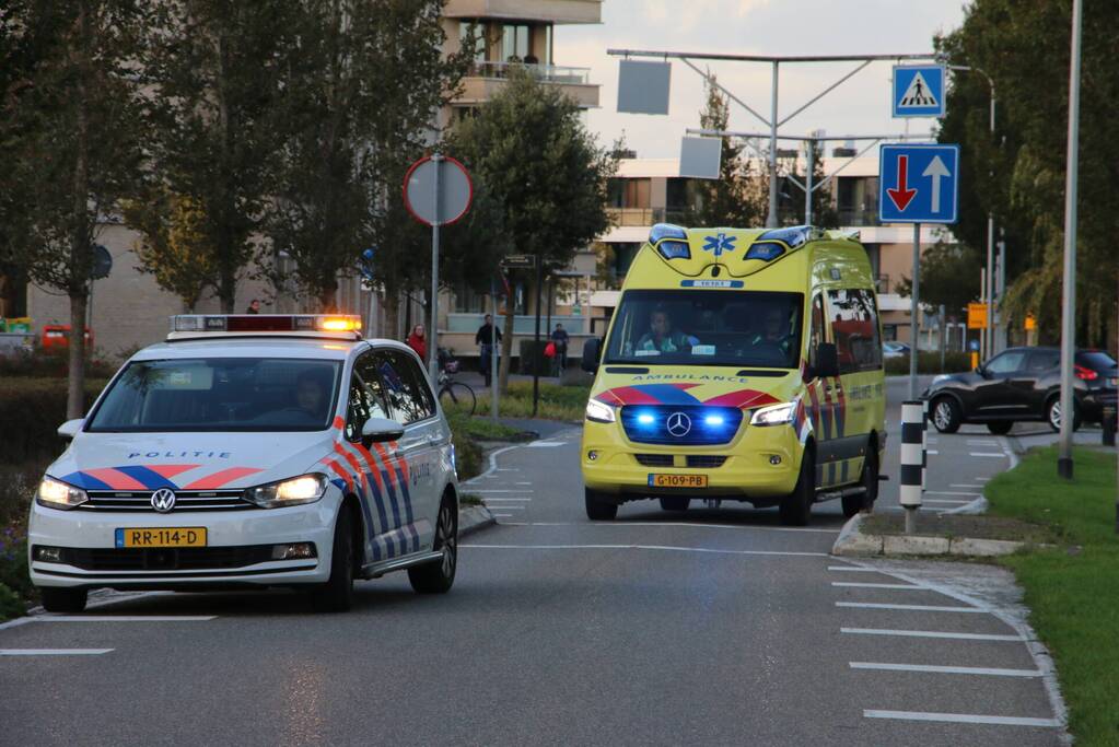 Kind op fiets aangereden door auto