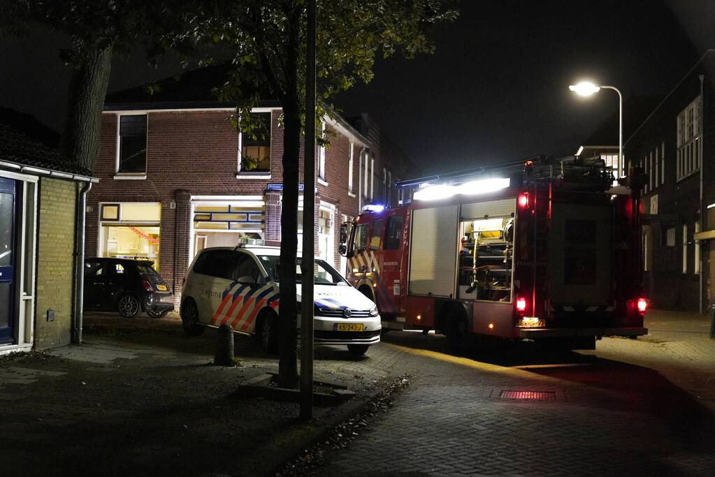 Magnetron door bewoner uit raam gegooid