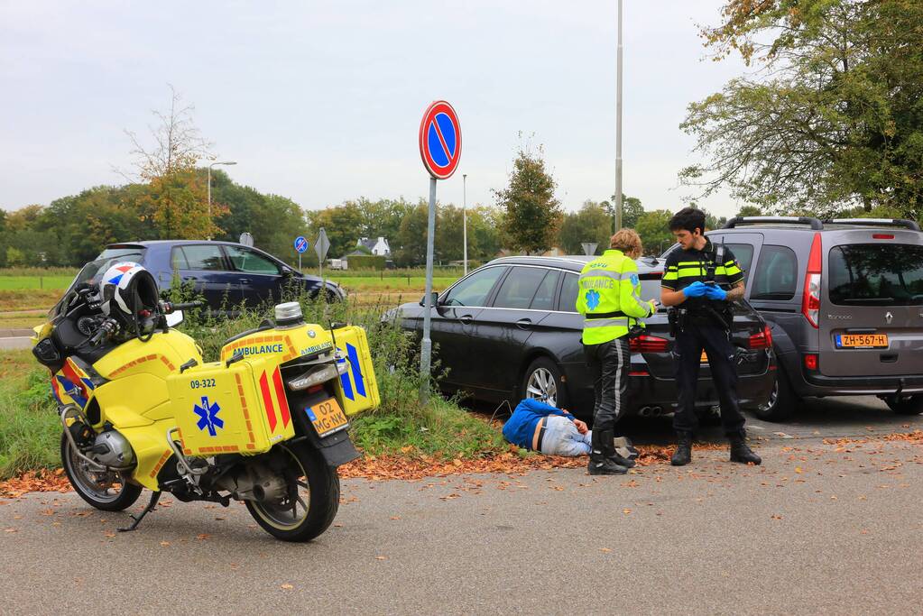 Agressieve pool slaat raam in en raakt gewond