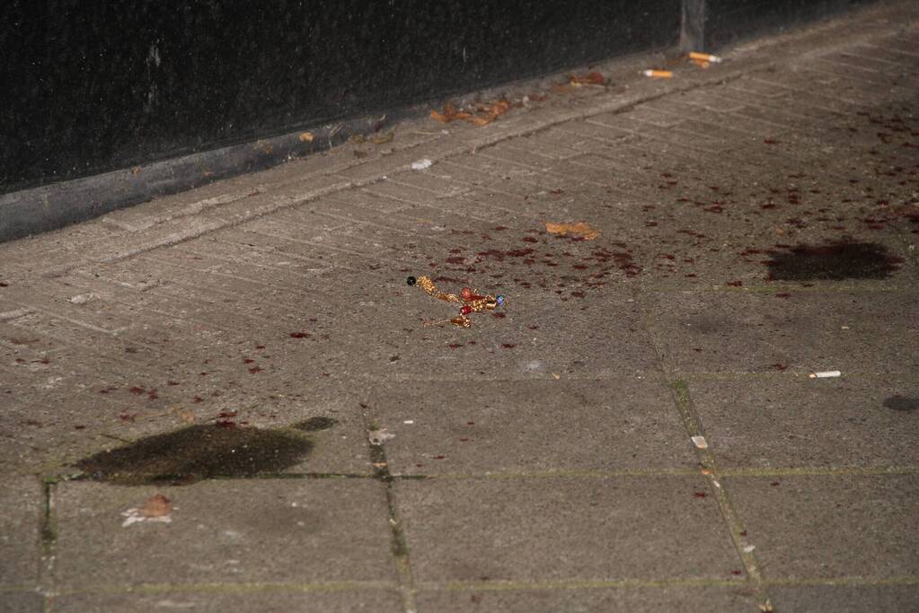 Kogelinslagen bij café De Rab