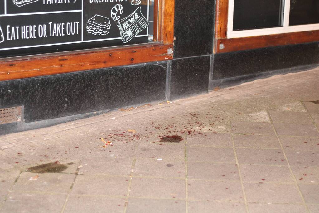 Kogelinslagen bij café De Rab