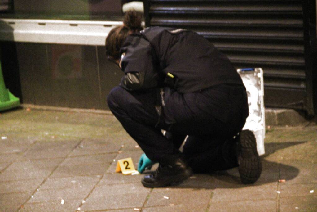 Kogelinslagen bij café De Rab