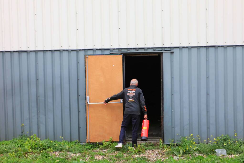 Decoratie-auto Coronel Lasergames rolt naar beneden, drie gewonden