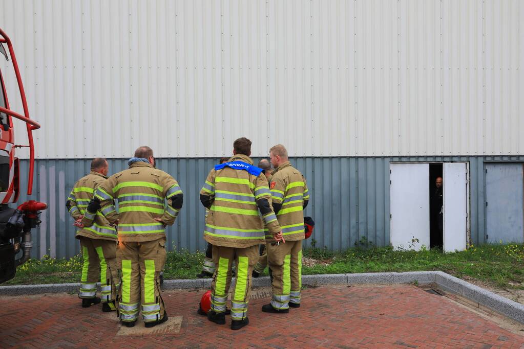 Decoratie-auto Coronel Lasergames rolt naar beneden, drie gewonden