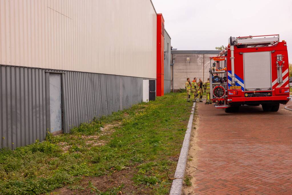 Decoratie-auto Coronel Lasergames rolt naar beneden, drie gewonden