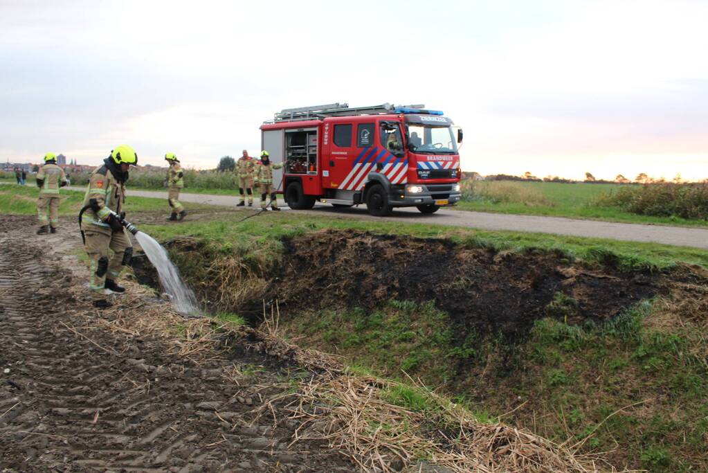Stuk berm in brand door brandstichting