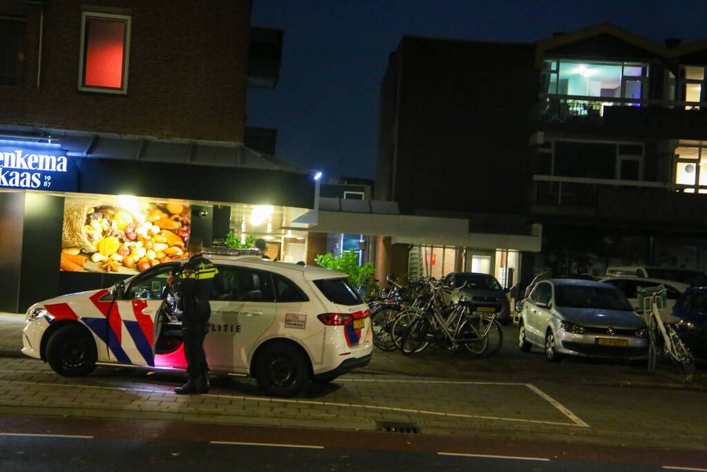 Politieinzet op parkeerterrein bij Jumbo