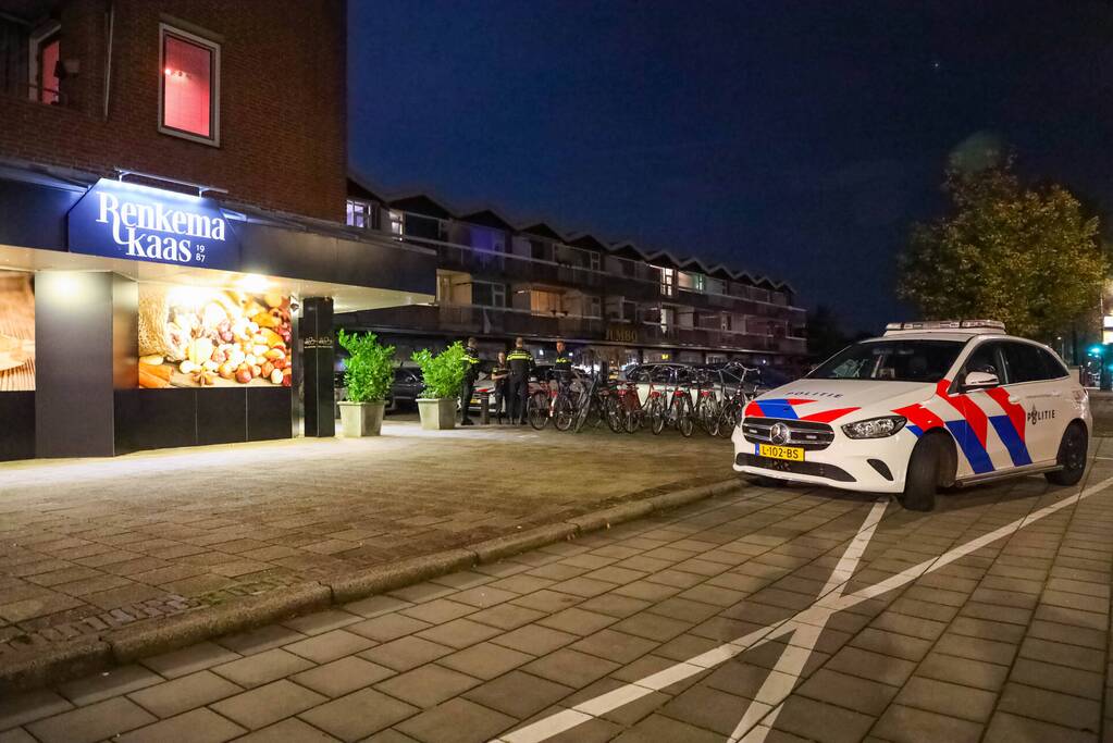 Politieinzet op parkeerterrein bij Jumbo