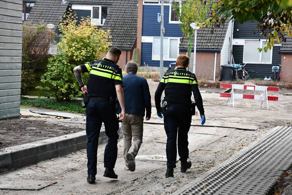 Man met verward gedrag dreigt woning in brand te steken