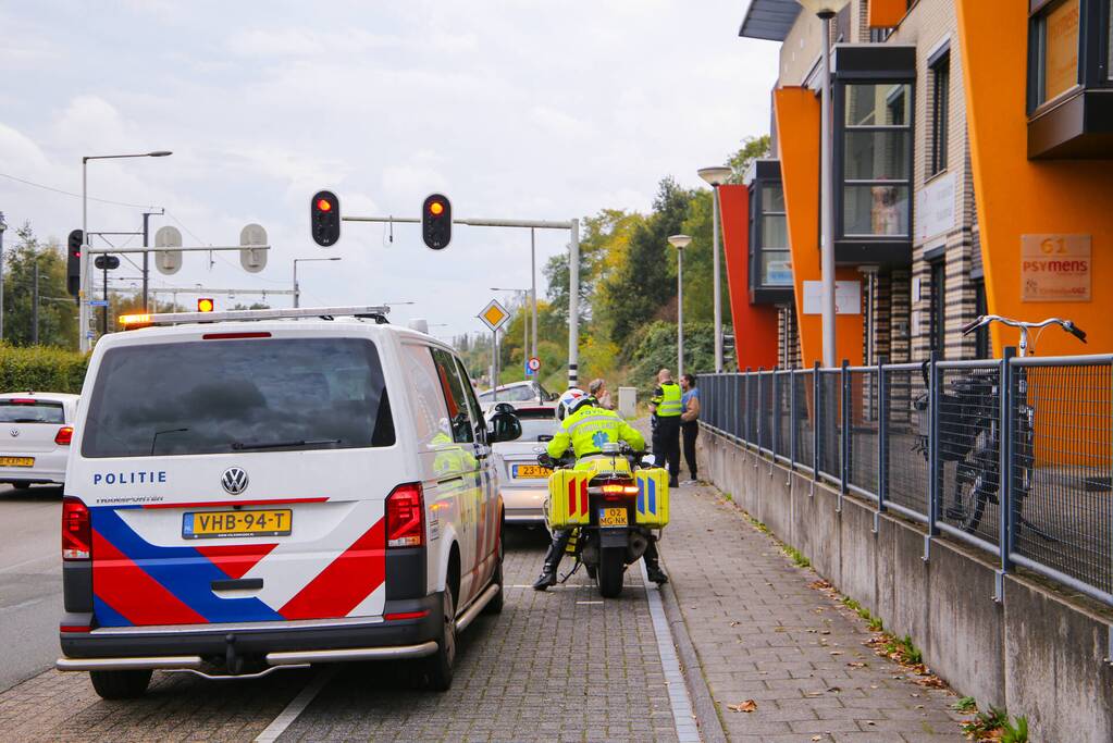 Kop-staartbotsing voor stoplicht