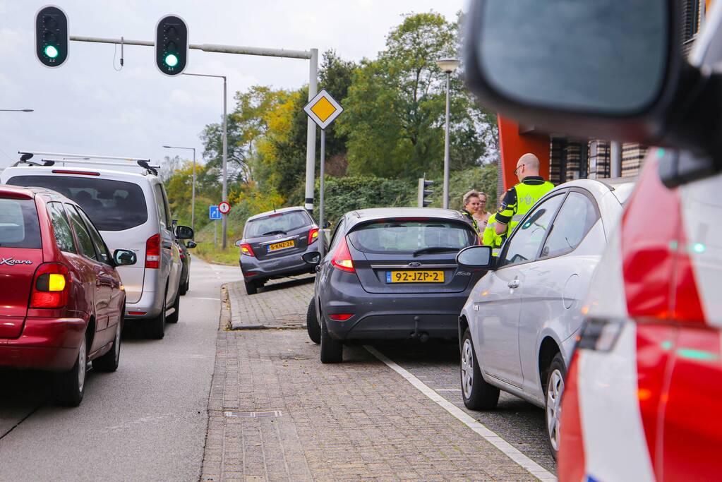 Kop-staartbotsing voor stoplicht
