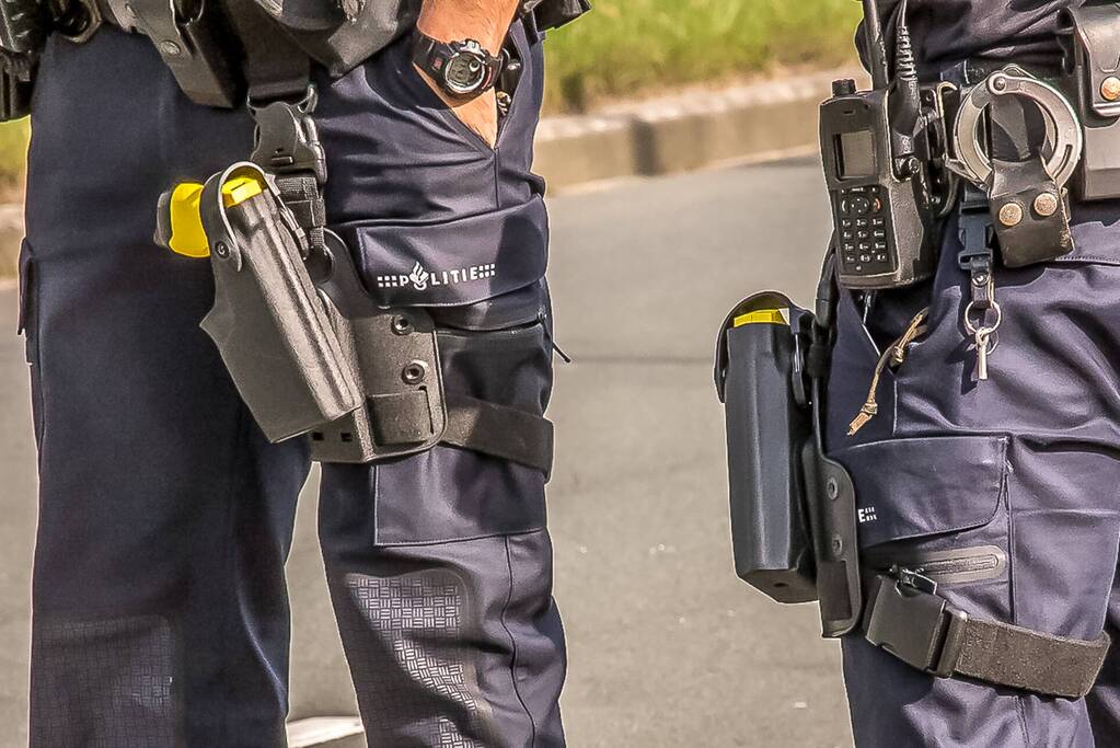 Politie massaal aanwezig voor persoon met nepwapen
