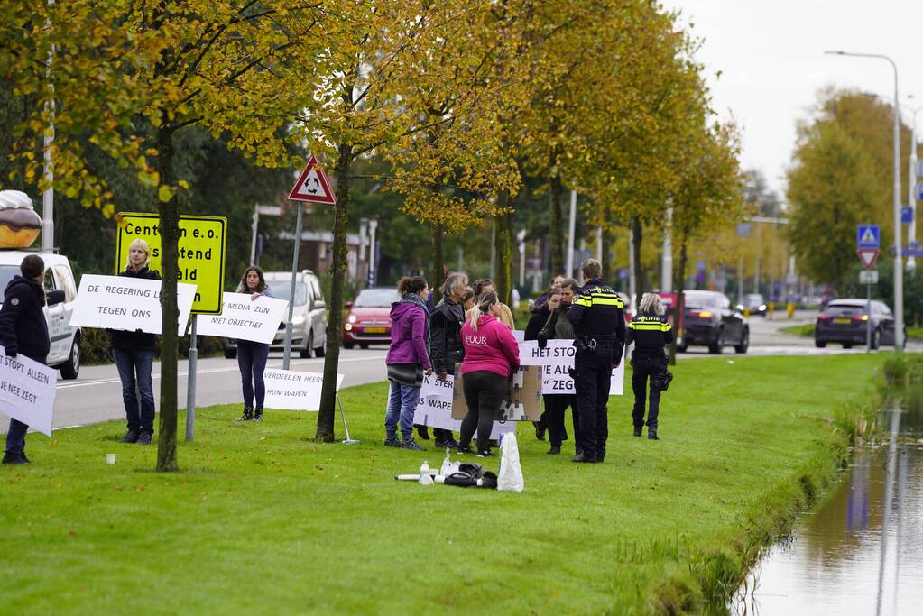 Actievoerders protesteren tegen vaccinatiebeleid