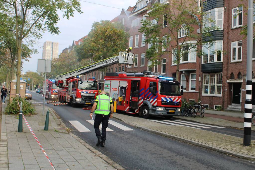 Hevige rookontwikkeling door brand in woning