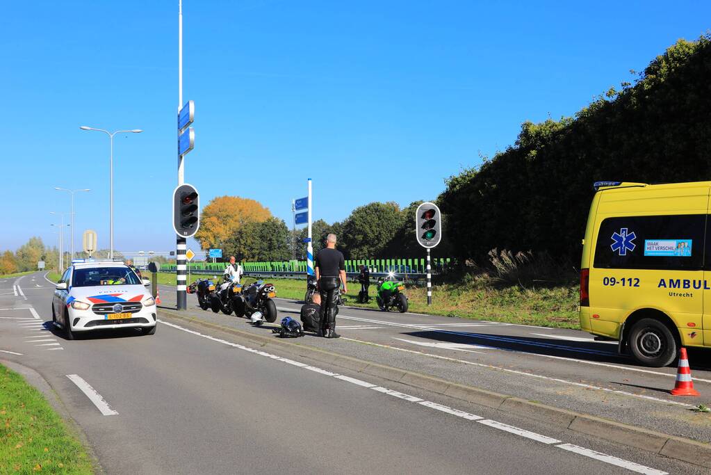 Twee motorrijders gewond bij ongeval