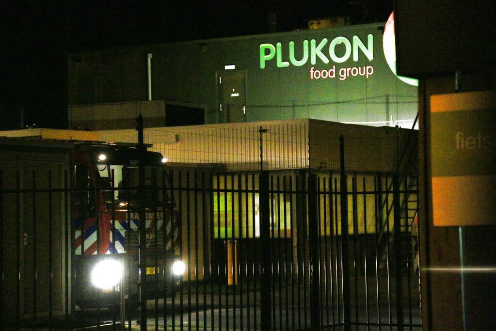 Brandweer doet onderzoek naar vermoedelijke lekkage