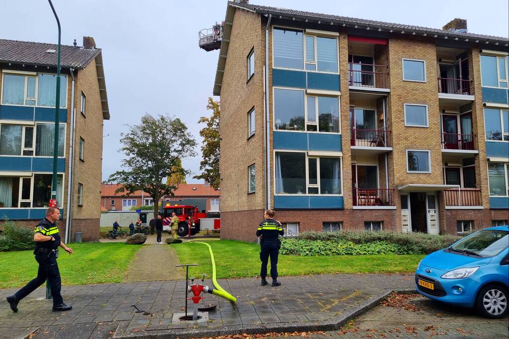 Brand in woning van portiekflat
