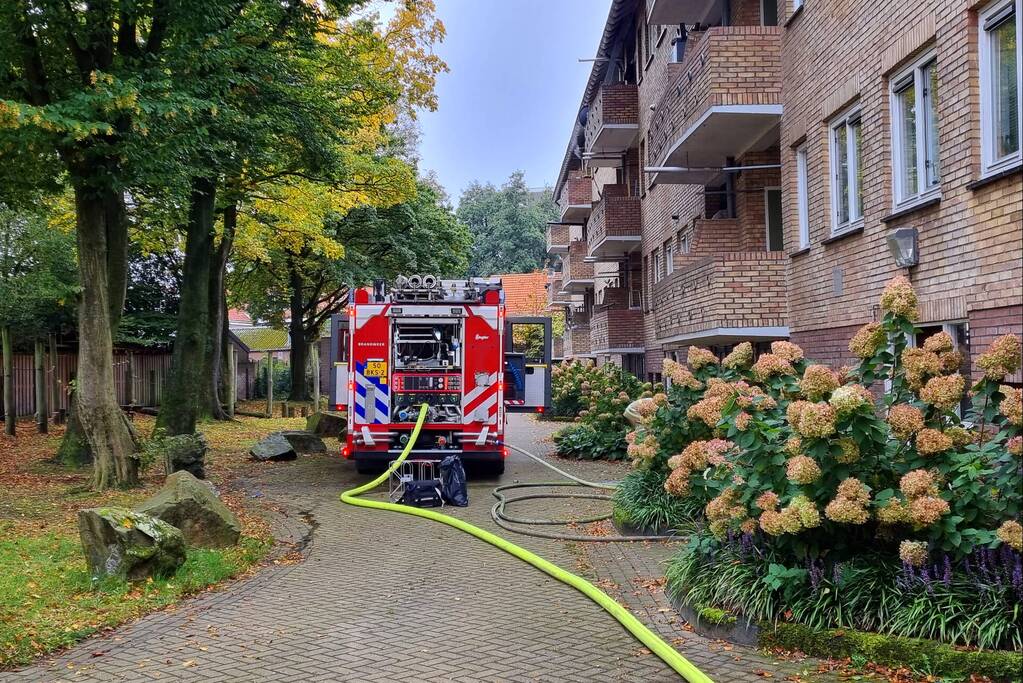 Brand in woning van portiekflat