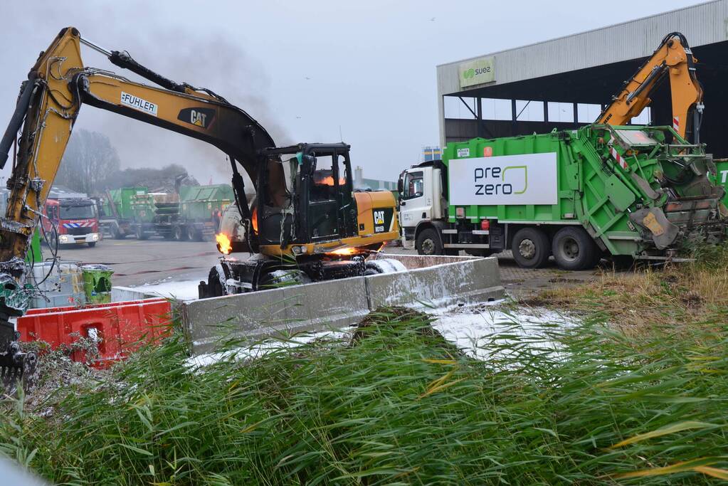 Veel rook bij brand in kraan